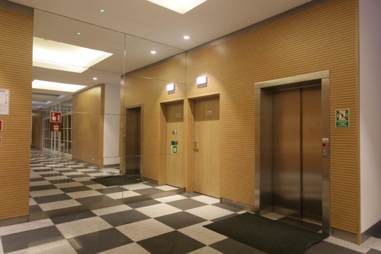Ostello Dom Pomocy Studentom Varsavia Esterno foto